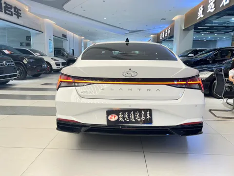 Hyundai Elantra (Avante)
