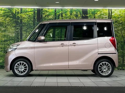 Mitsubishi eK Space