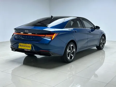 Hyundai Elantra (Avante)