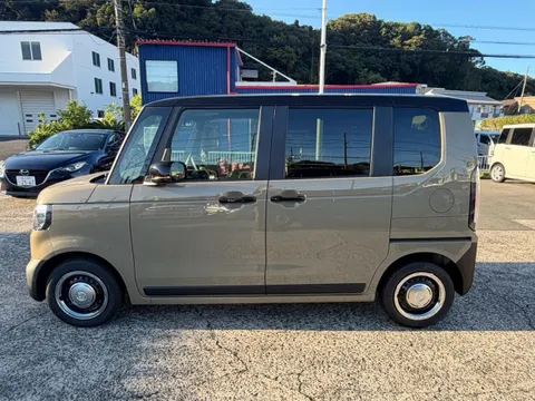 Honda N-BOX Joy