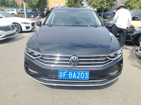 Volkswagen Magotan