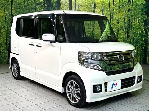 Honda N-BOX Custom