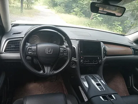Honda Avancier