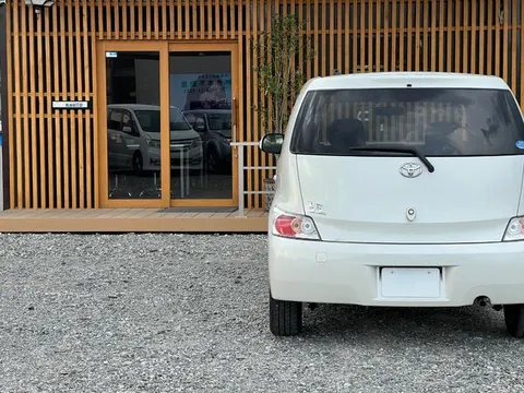 Toyota bB