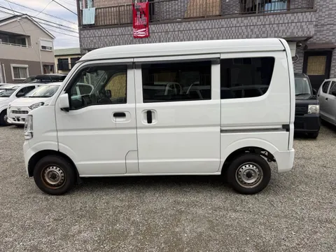 Nissan Clipper