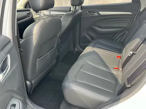 Roewe RX3