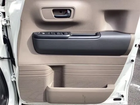 Honda N-BOX Joy