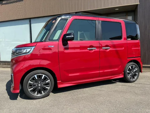 Suzuki Spacia