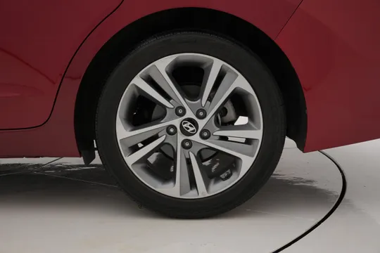 Hyundai Elantra (Avante)