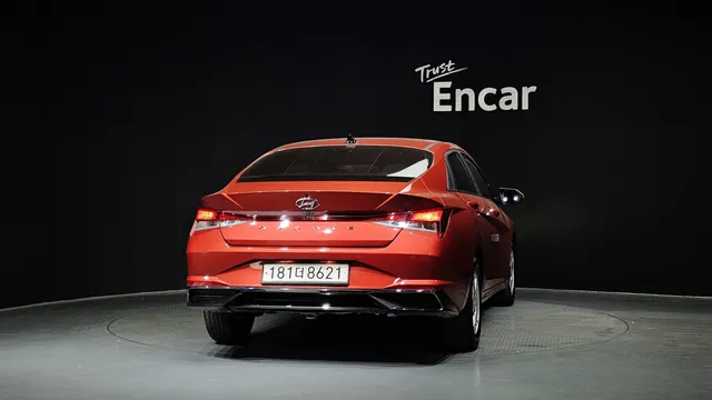 Hyundai Elantra (Avante)
