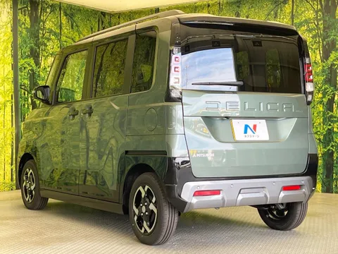 Mitsubishi Delica Mini