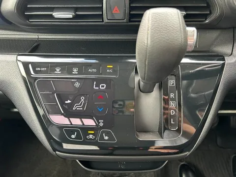 Mitsubishi eK X