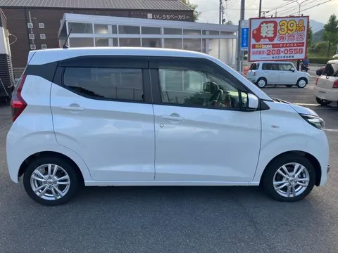Mitsubishi eK Wagon