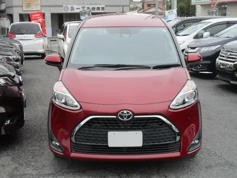 Toyota Sienta