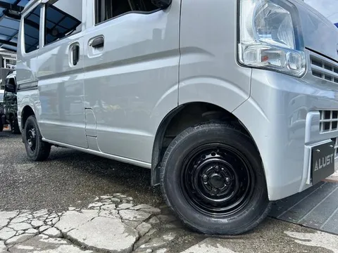Nissan Clipper