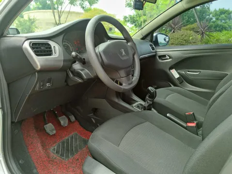 Peugeot 301