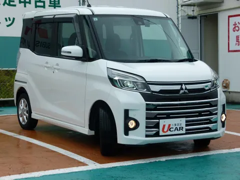 Mitsubishi eK Space