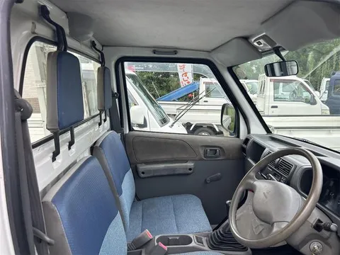 Mitsubishi Minicab Truck