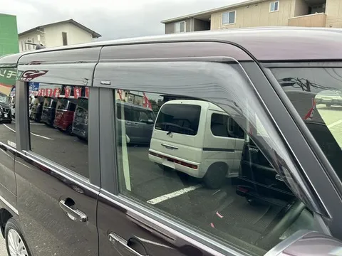 Suzuki Spacia Custom Z