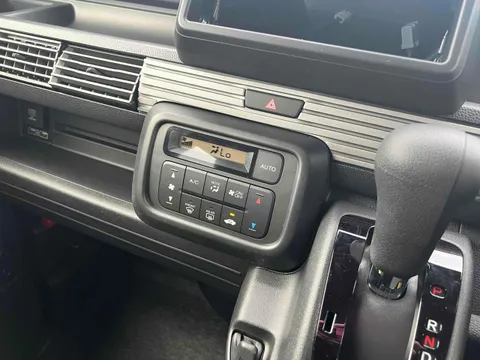 Honda N-VAN Plus Style