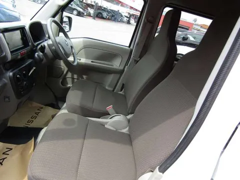 Nissan Clipper