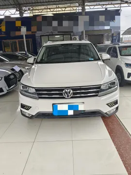 Volkswagen Tiguan L