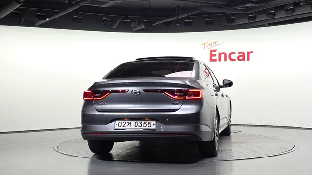 Renault Talisman (SM6)