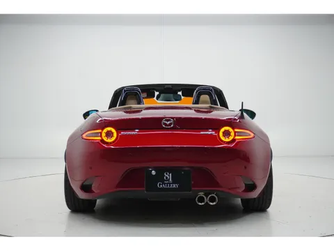 Mazda MX-5 (Roadster)