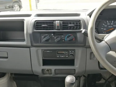 Mitsubishi Minicab Van