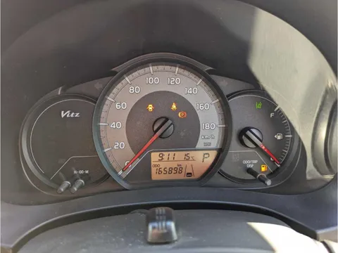 Toyota Yaris (Vitz)