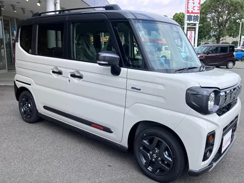 Suzuki Spacia Gear