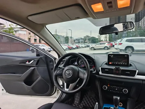 Mazda Mazda 3