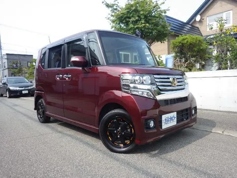 Honda N-BOX Plus Custom