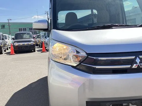 Mitsubishi eK Space