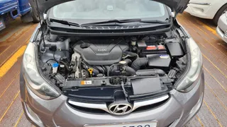 Hyundai Elantra (Avante)