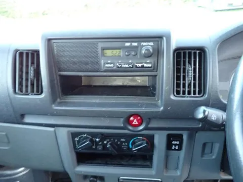 Mitsubishi Minicab Van