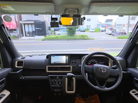 Toyota Pixis Van