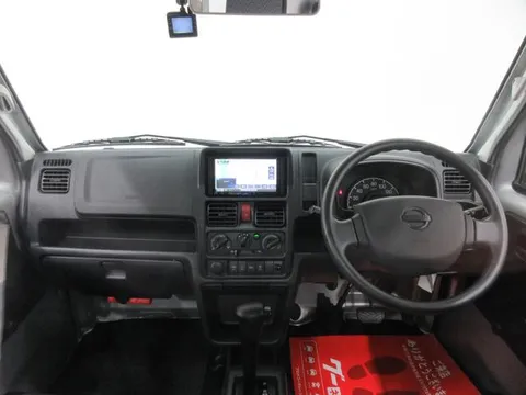 Nissan Clipper Truck