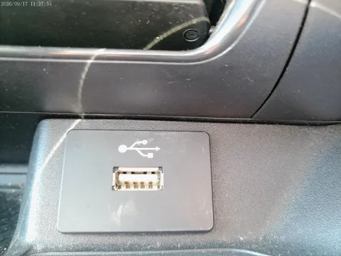 Mitsubishi eK X