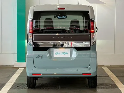 Suzuki Spacia