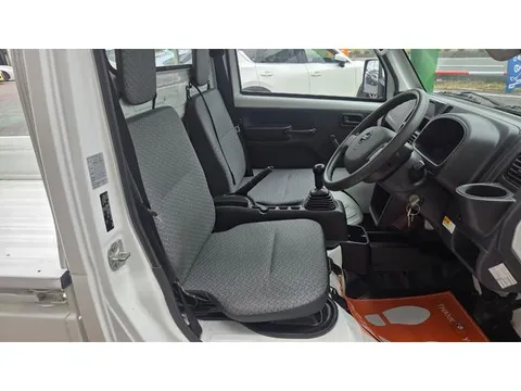 Nissan Clipper Truck