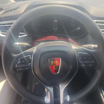 Roewe i5