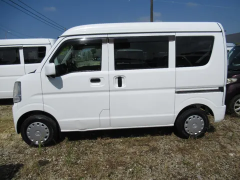 Nissan Clipper