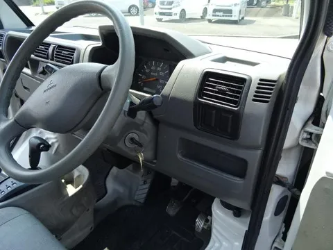 Mitsubishi Minicab Truck