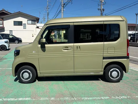 Honda N-VAN Plus Style
