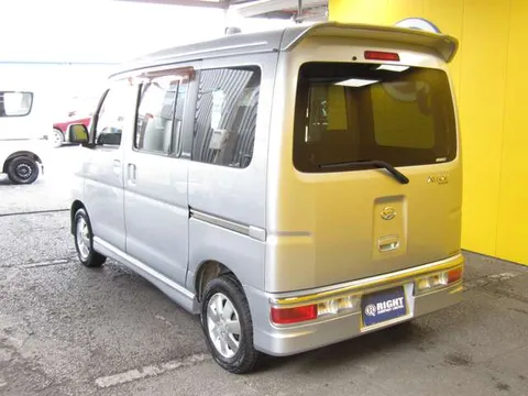 Daihatsu Atrai Wagon
