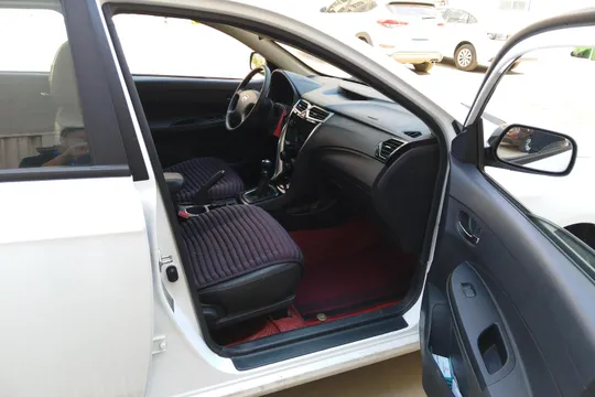 BYD F3