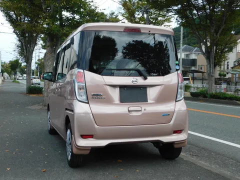 Nissan Dayz Roox