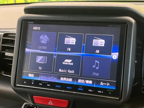 Honda N-BOX Custom