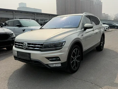 Volkswagen Tiguan L